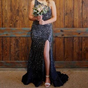 Elegant Black Sequin Gown